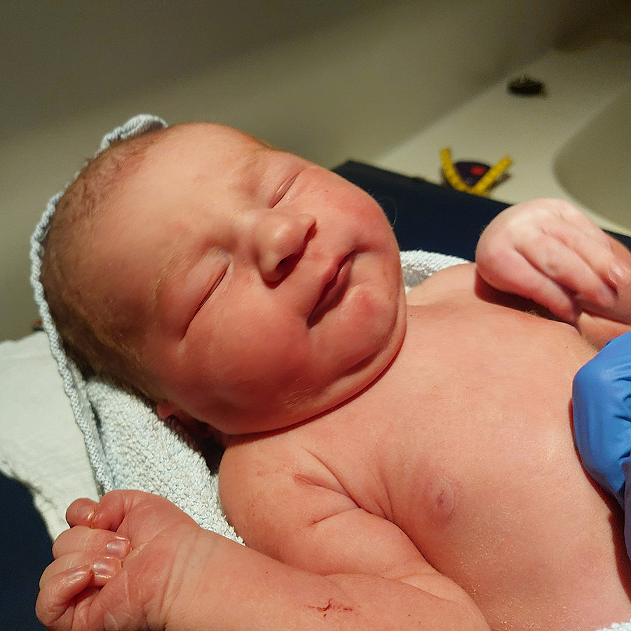 Neujahrsbaby_UMG_2024_Teo_quadrat.jpg