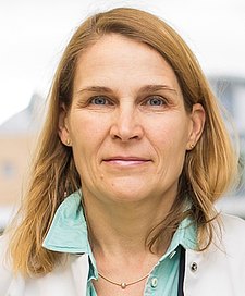 ElkeKruegerPortrait3.jpg