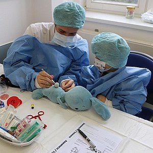 Teddybär-Krankenhaus_UMG.jpg  