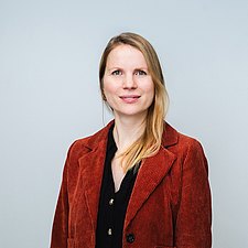 HIOH_Department_Heads_Portrait_Katharina_Schaufler-3__c_Wally_Pruss_quad.jpg  